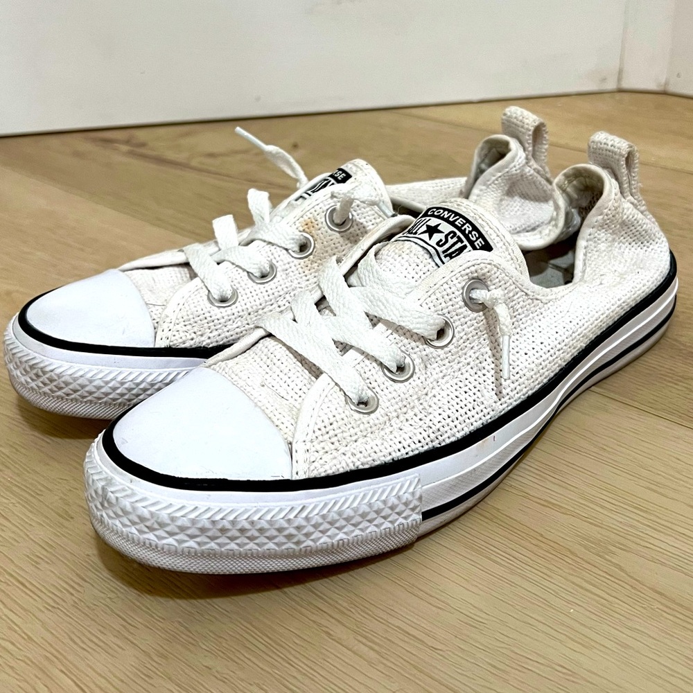 Converse low tops. White burlap texture